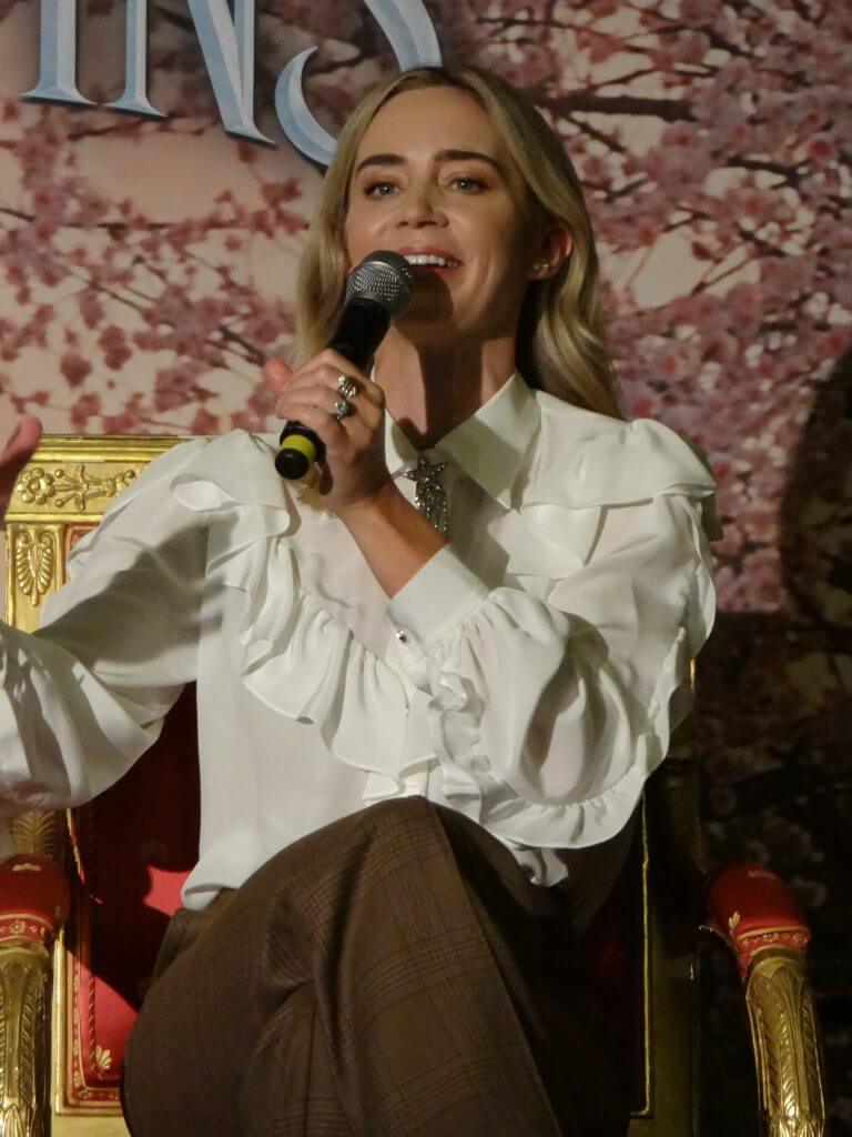 Emily Blunt à la Conférence de Paris pour le film Le Retour de Mary Poppins