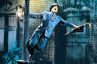 Gene Kelly dans Chantons sous la pluie